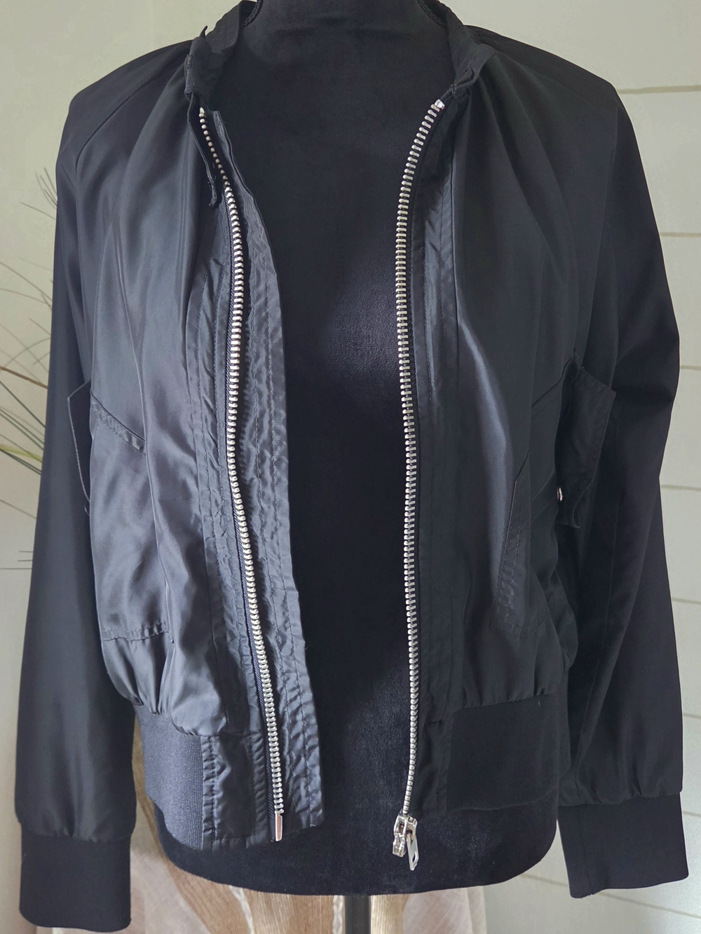 Free People Satin Banded Hem Bomber Jacket Utility Snap Pockets Y2K Style Chic M
